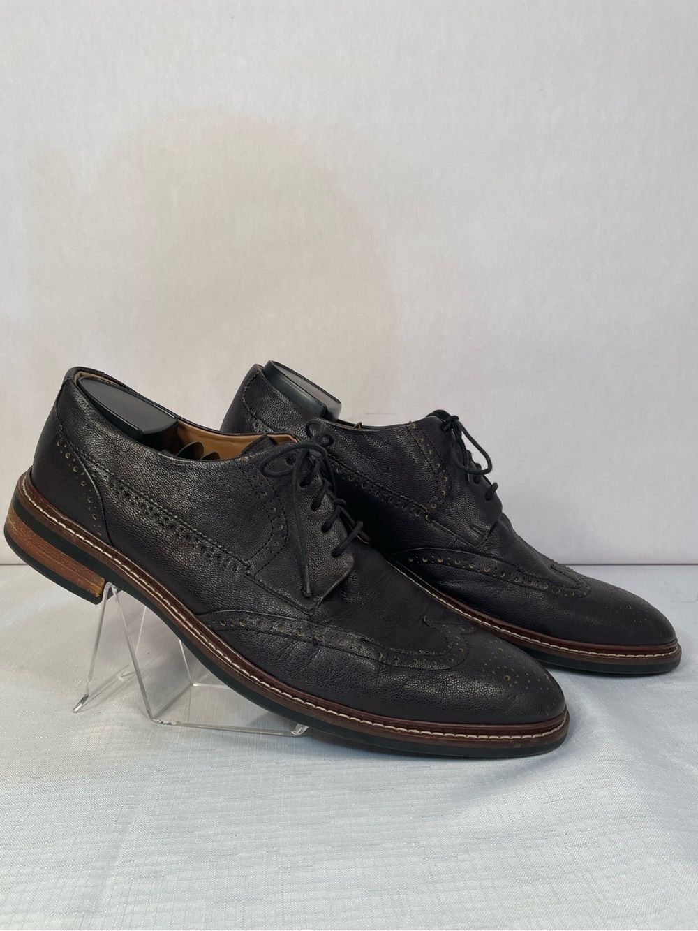 Classic Men's Brogue Derby Shoes by Cole Haan in Black Leather Oxford Dress - Picture 3 of 6